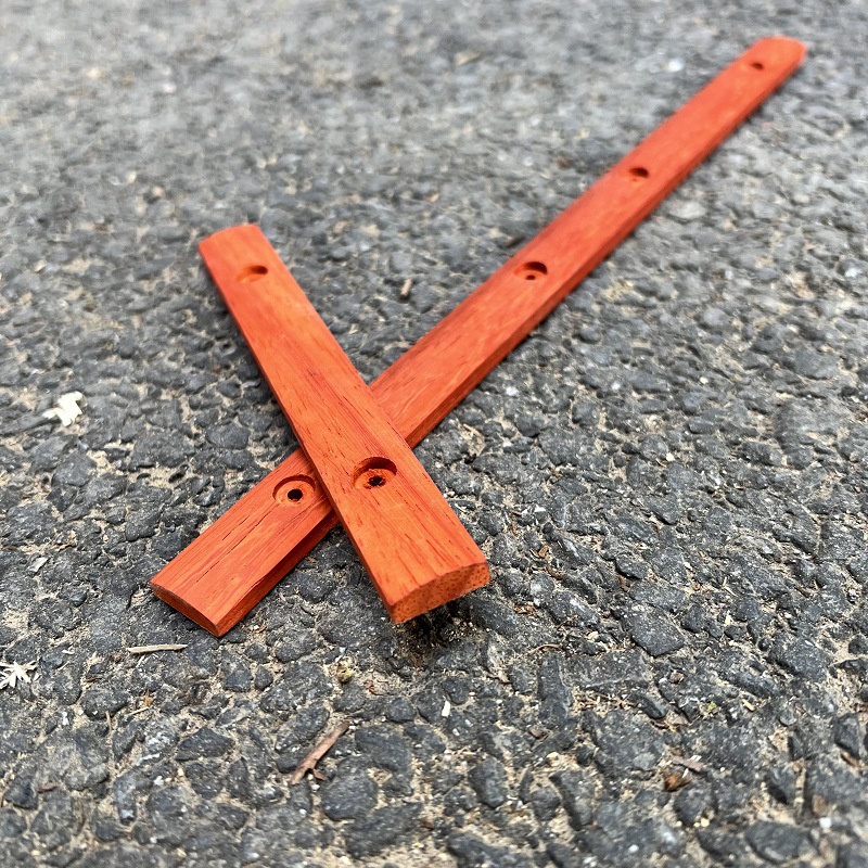 Палисандр 1.8*0.7cm * 30 длина