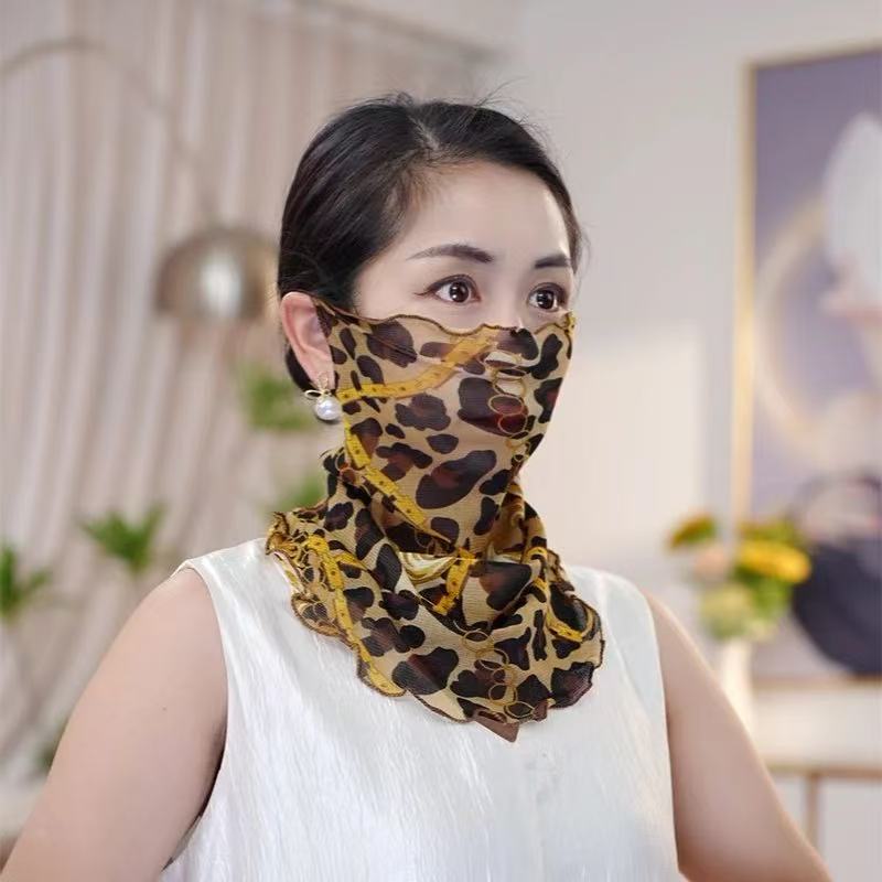 Primavera y verano de encaje velo protector solar protector facial de mujer cuello colgante máscara de orejas máscara respirada bufandas de seda protector solar UV