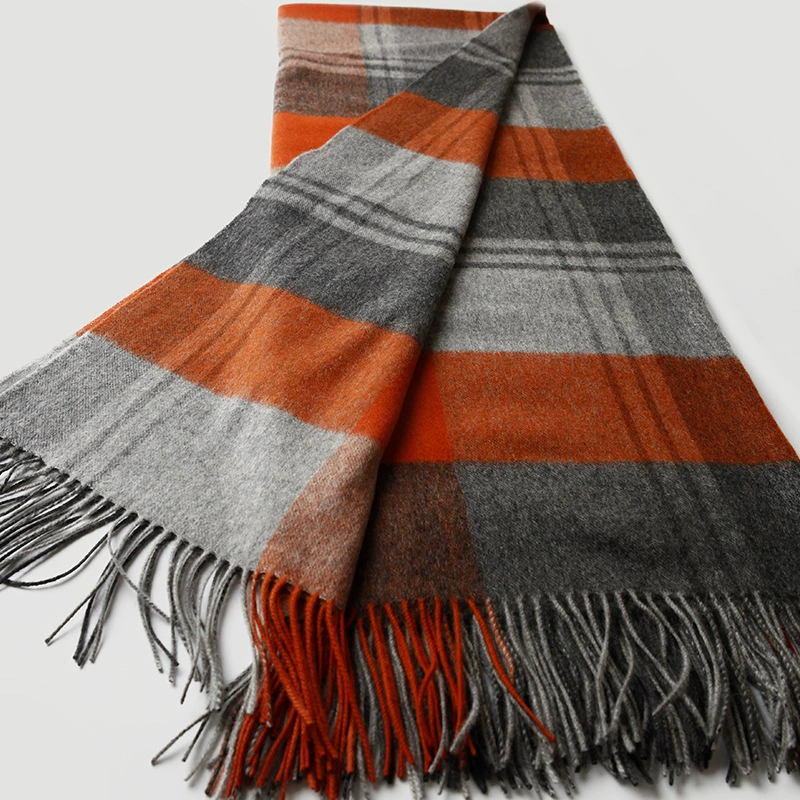 Woolen duvet, keep warm demi-season cloak for traveling