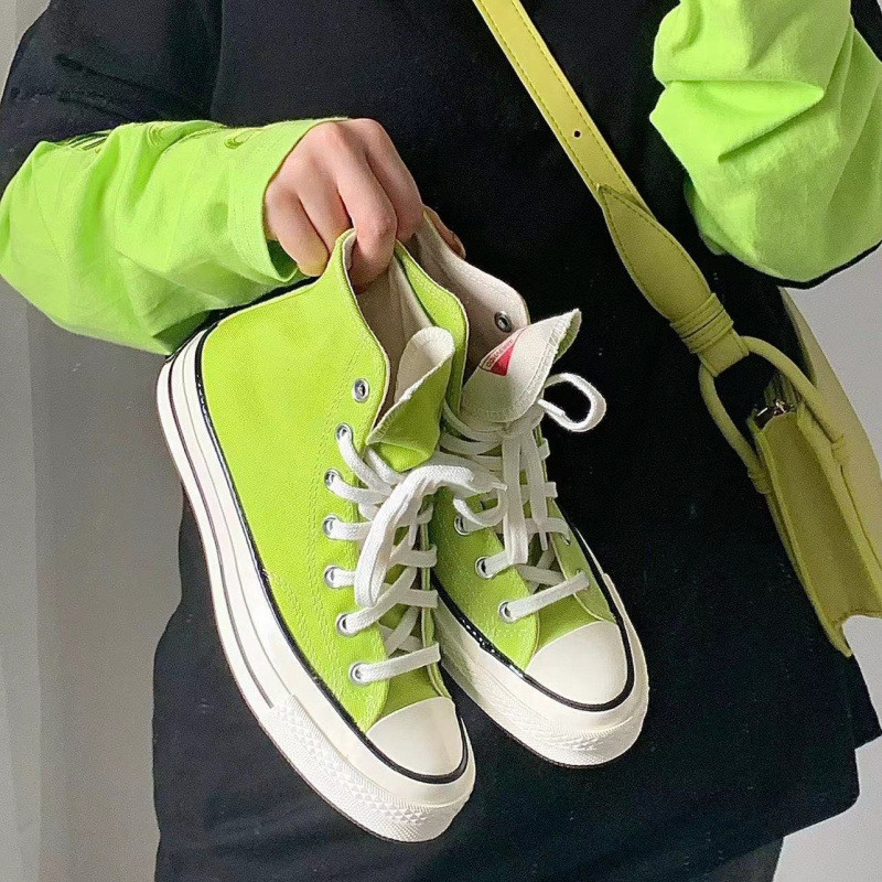 Converse canvas shoes in candy green, 1970s lime green sneakers, summer classic model, high-quality original Putian shoes Converse canvas shoes in candy green, 1970s lime green sneakers, summer classic model, high-quality original Putian shoes