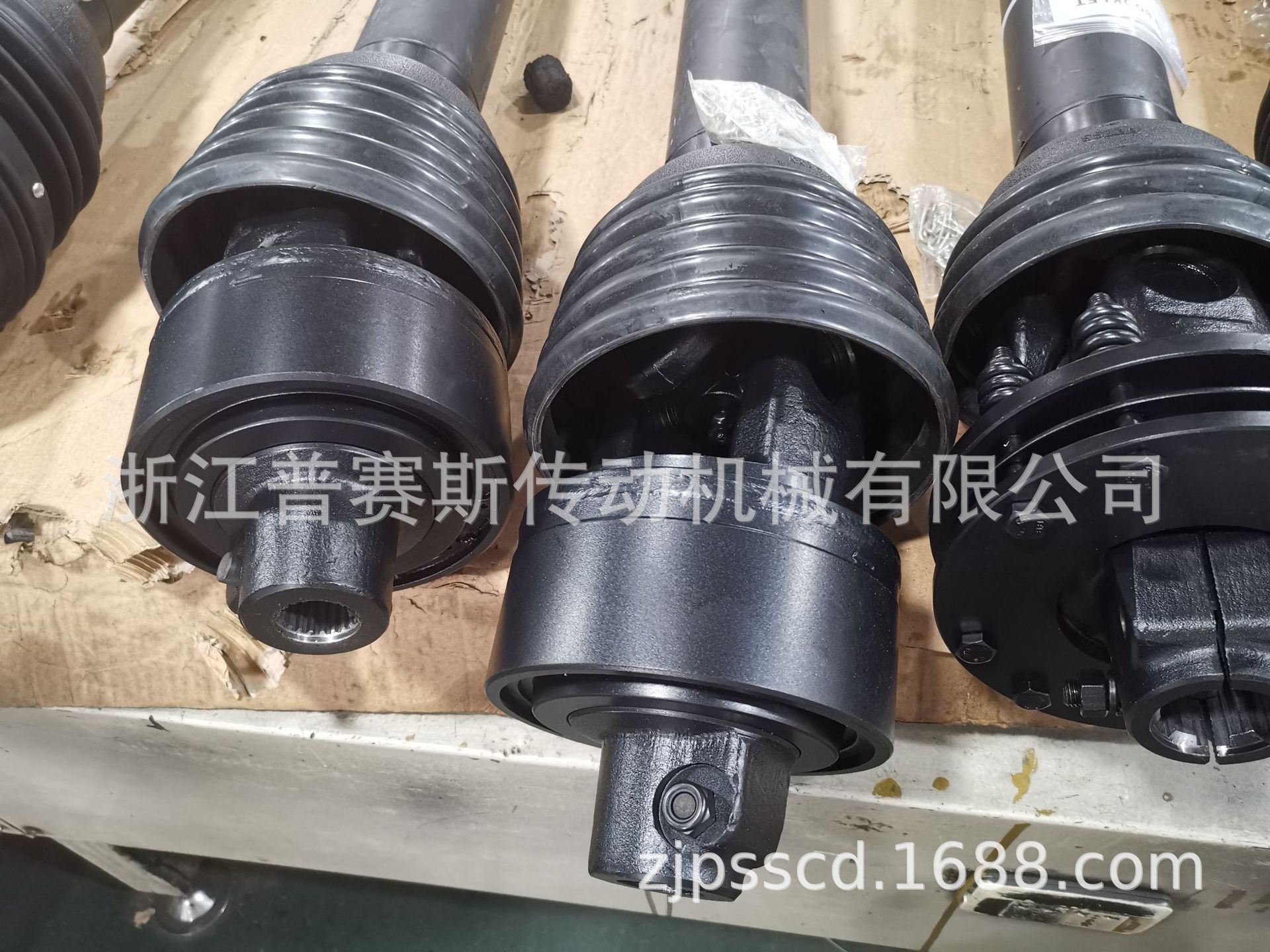 进口大圆捆传动轴打捆机捆草机圆捆机用广角传动轴离合器传动轴