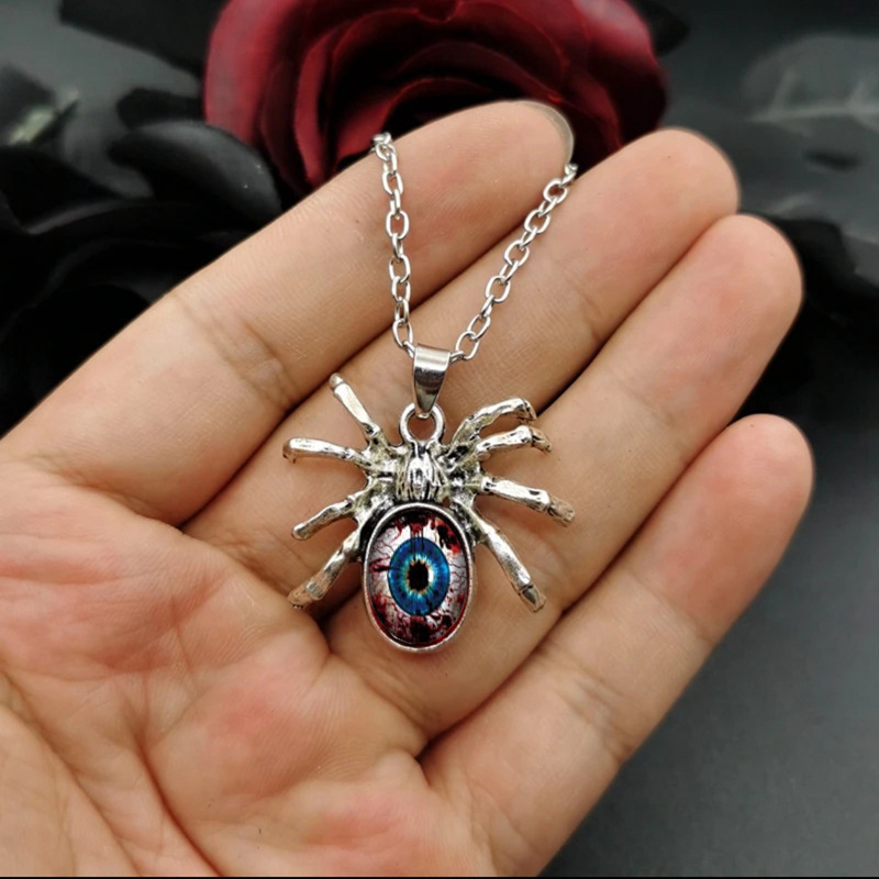 Shiyong foreign trade punk rock retro gothic style Halloween spider pendant necklace factory direct Shiyong foreign trade punk rock retro gothic style Halloween spider pendant necklace factory direct