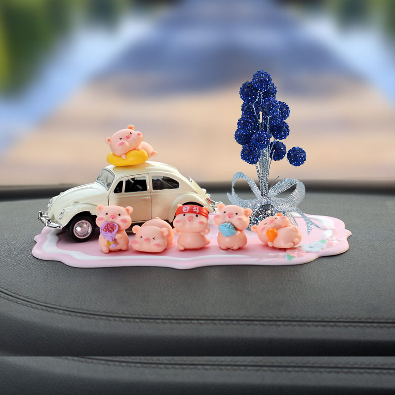 Coche rojo rojo neto cerdito adornos de coche diosa consola central de coche con incrustaciones de diamantes decoración de macetas creativo y lindo