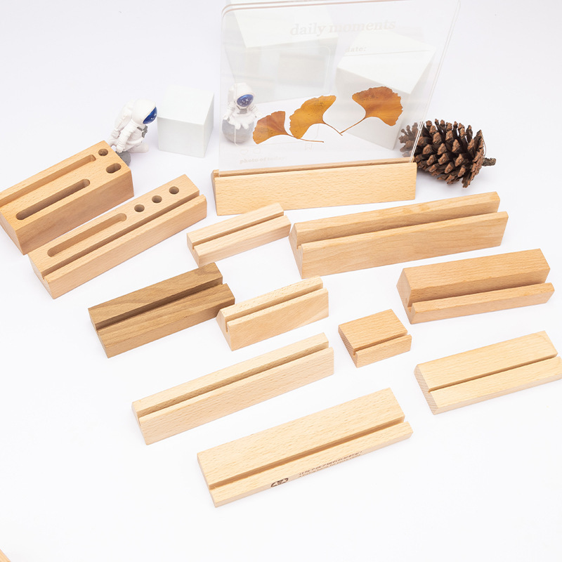 木造の台座の食事の札のはがきの卓上カレンダーの木製の台座のホテルのメッセージボードの木製の台座のアクリルの台座|undefined