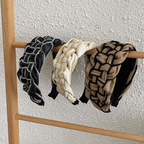 New Fall/Winter Collection: Faux Leather, Braided Wide-Edge Hairband – Premium Look, Perfect for Washing Your Face, Chanel-Style Plaid Hair Loop Headband – Wholesale Price