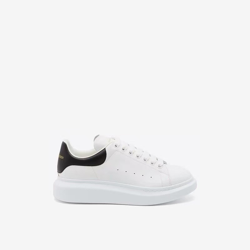 White shoes for beloved, sneakers