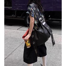 �n��С��Ů�������OӋ���C܇�����Tᔿ�Ů�������μ�б���������