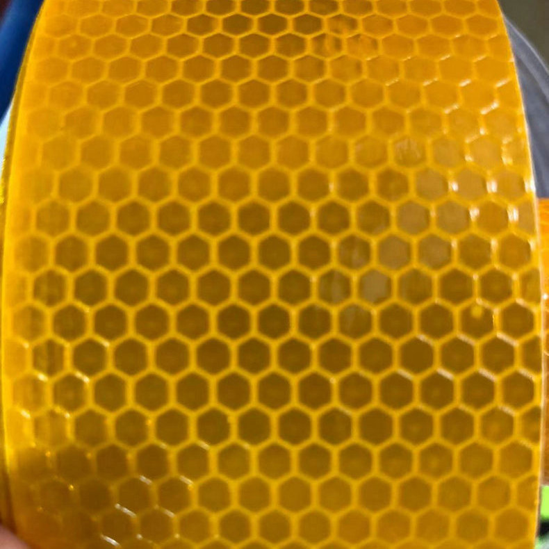 供应金黄颜色反光地胶带 反光胶带 汽车箭头 荧光反光胶带