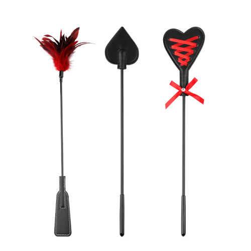 Erotic SM products: heart-shaped feather paddle, couple's flirtatious sex toys, alternative passion SP long paddle.