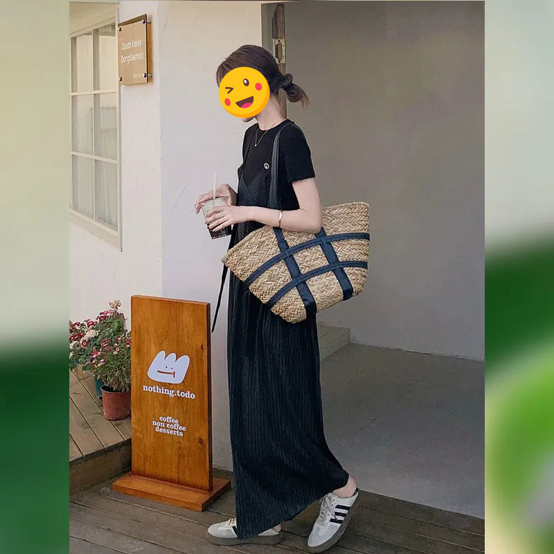 一枚/2025夏には、太ったmmの小さなデザイン感のあるストライプのバックパンツのワイドパンツの純色の半袖上着を着る|undefined