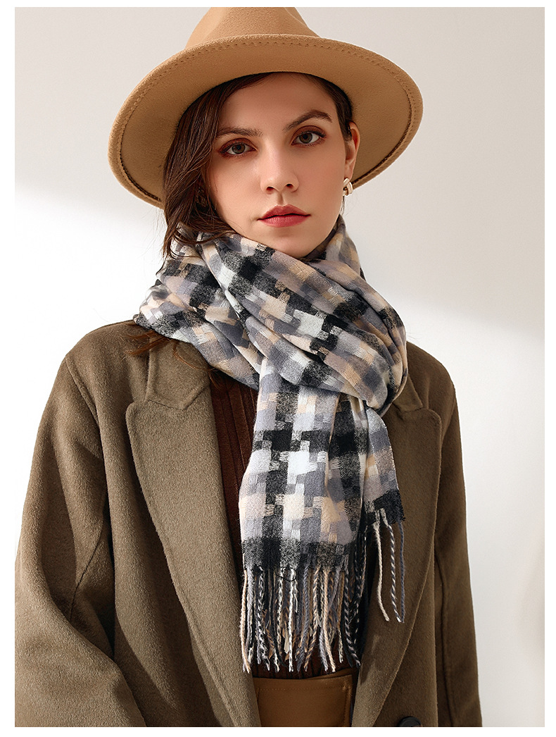 Women's Elegant Lady Plaid Imitation Cashmere Tassel Scarf display picture 3