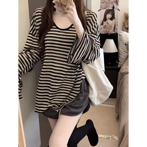 Summer thin long-sleeve with a round collar