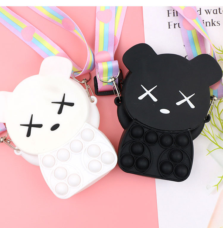 Kid's Solid Color Silica Gel Zipper Coin Purses display picture 2