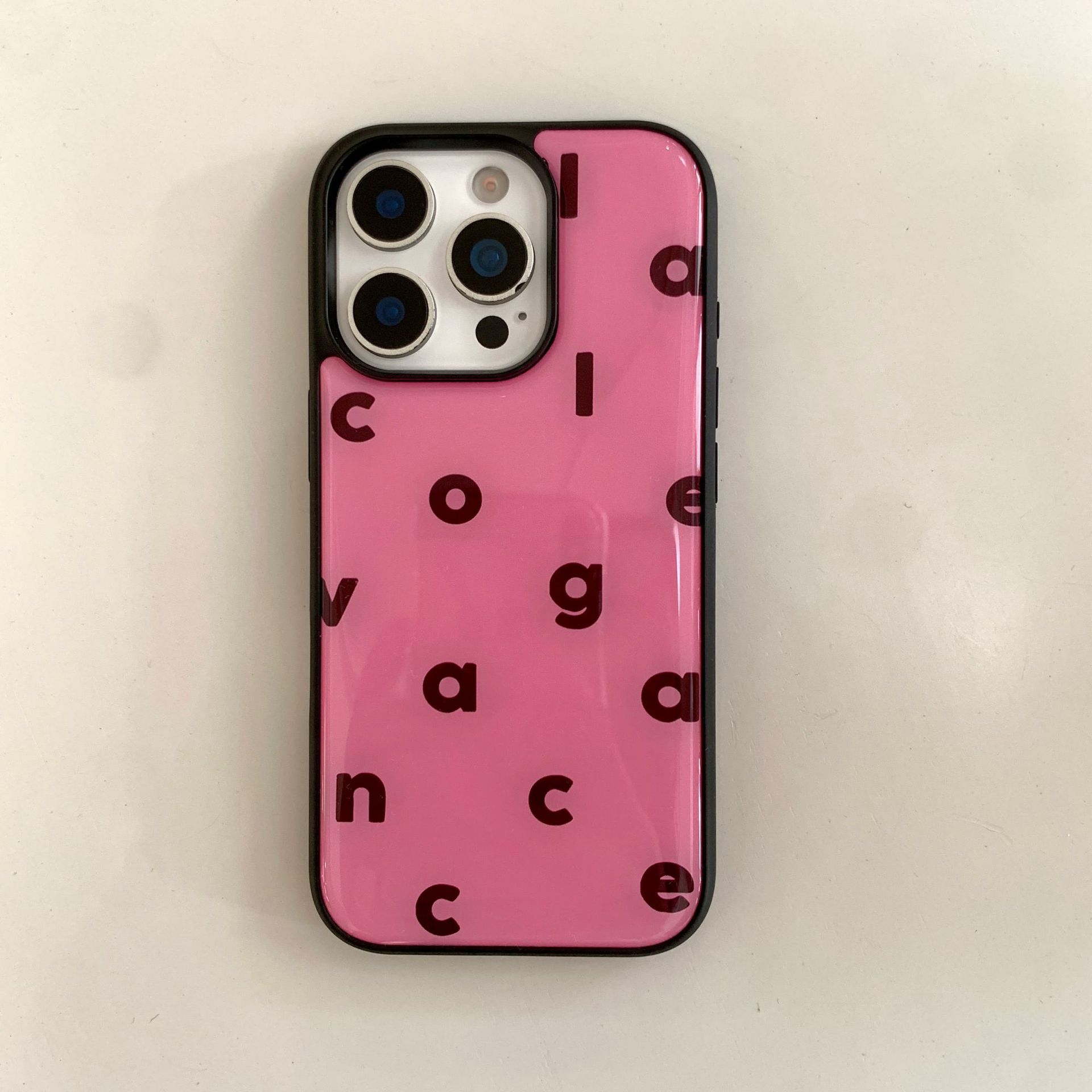 Personalidad nicho color letras inglesas aplicables Apple 16ProMax funda para teléfono móvil 15Pro pareja 14/13 nuevo 16