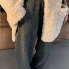 �ӽq�㽶ѝŮ�nϵ㼑����e���ѝ�ﶬ�͹Ż�ɫ���c�ٴ�ͨ���ϵ�ѝ