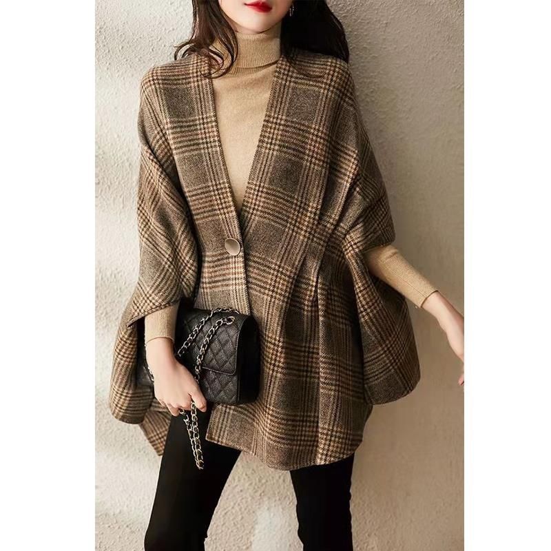 Women's 2025 Autumn/Winter New Style Wool Coat, Loose-fitting Retro Plaid Chic and High-end French Shawl Cape Coat