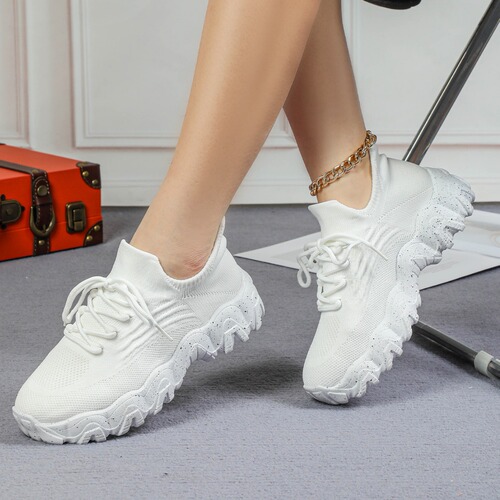 Specially available for large size sports women's shoes, breathable flying knitted socks, slip-on shoes