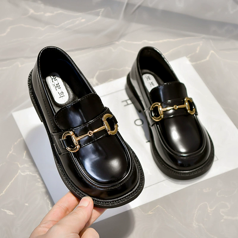 Детские кожаные туфли для девочек, новинка 2022 года, весенне-осенние школьные туфли с мягкой подошвой