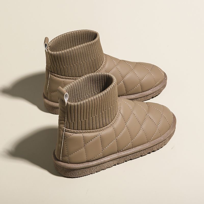 2025 nuevas botas de nieve de invierno modelo femenino más terciopelo engrosado pan cálido zapatos de algodón antideslizantes botas cortas del noreste Pu impermeable