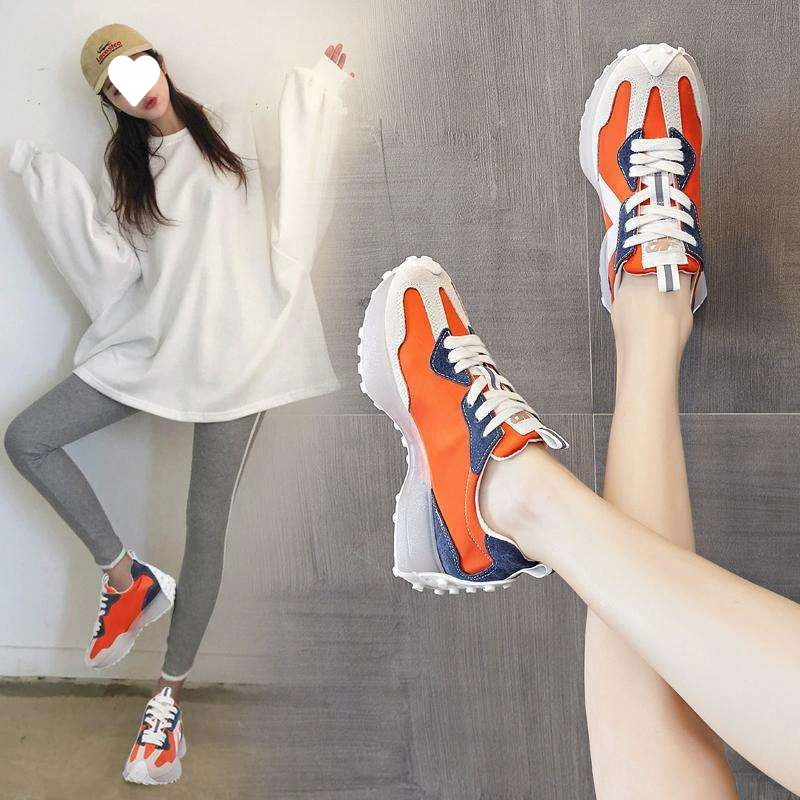 Модные женские кроссовки для папы 2025 лето новые дышащие тонкие кроссовки с маленькой талией вафельной структуры