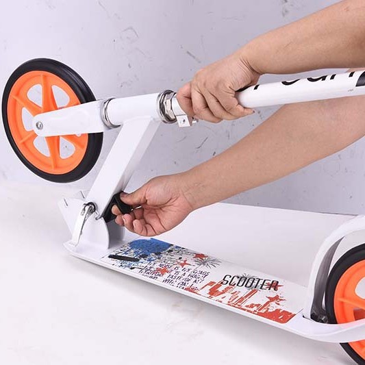 Foldable scooter for adults, pedal 4