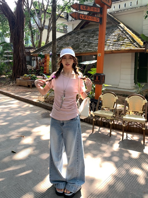 荒荒家 露肩短袖2025夏季新款斜肩设计小心机修身纯欲ins风T恤女|undefined