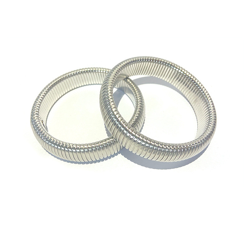 GGCH欧美跨境不锈钢弹力手镯弧面钛钢手环可伸缩时尚轻奢手饰批发