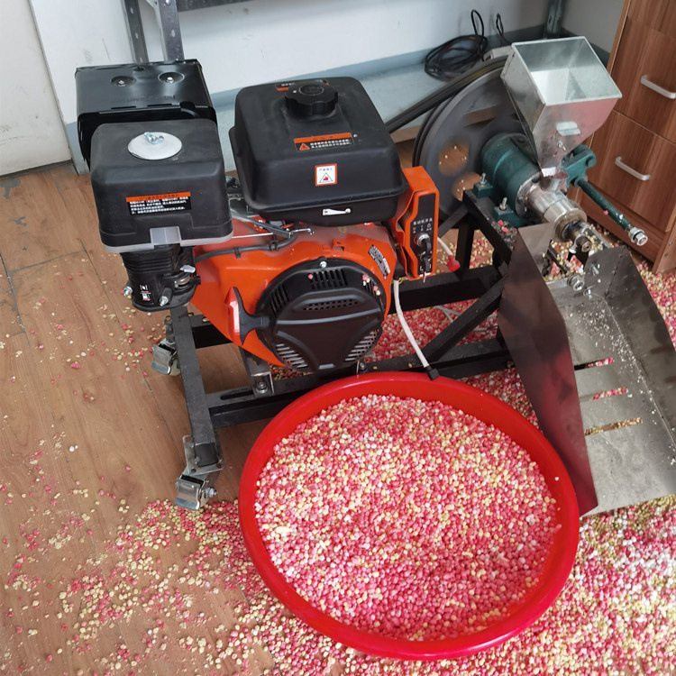 四缸静音五谷杂粮膨化机图片小本创业玉米膨化机骏力牌面粉膨化机