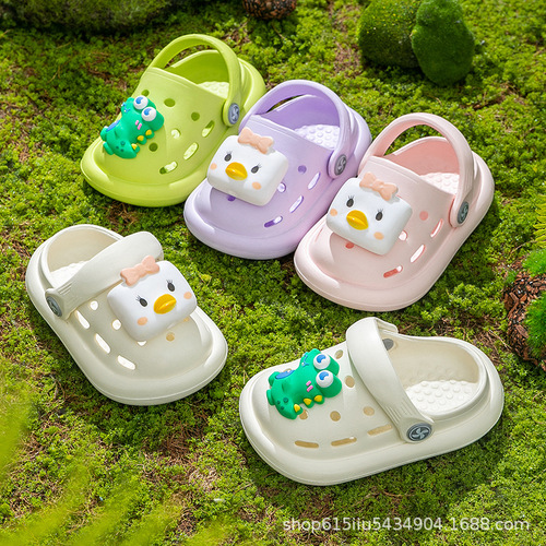 Children's slippers summer girls cartoon cute Baotou Crocs baby indoor non-slip ultra-light toddler slippers children
