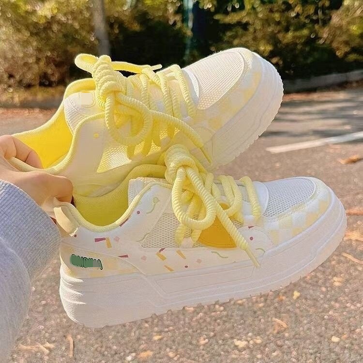 Trendy Niche High-Appearance Thick-Soled White Sneakers for Women 2026 Spring/Summer Mesh Casual Shoes Versatile for Students and Commuting