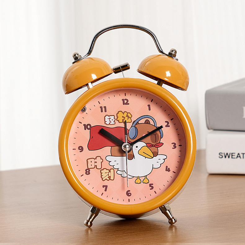 Capibara dibujos animados reloj de cama dormitorio lámpara de noche pequeña alarma digital adorable niño despertar artefacto mágico