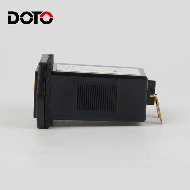 Промышленный счетчик моточасов Daotong Electric для генераторов и спецтехники