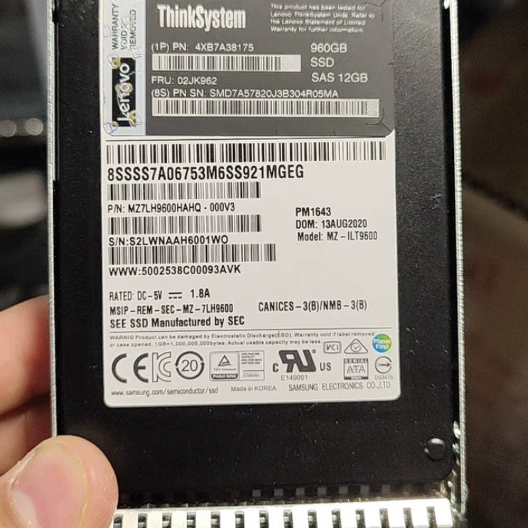 Твердотельный накопитель PM1643A 960 ГБ