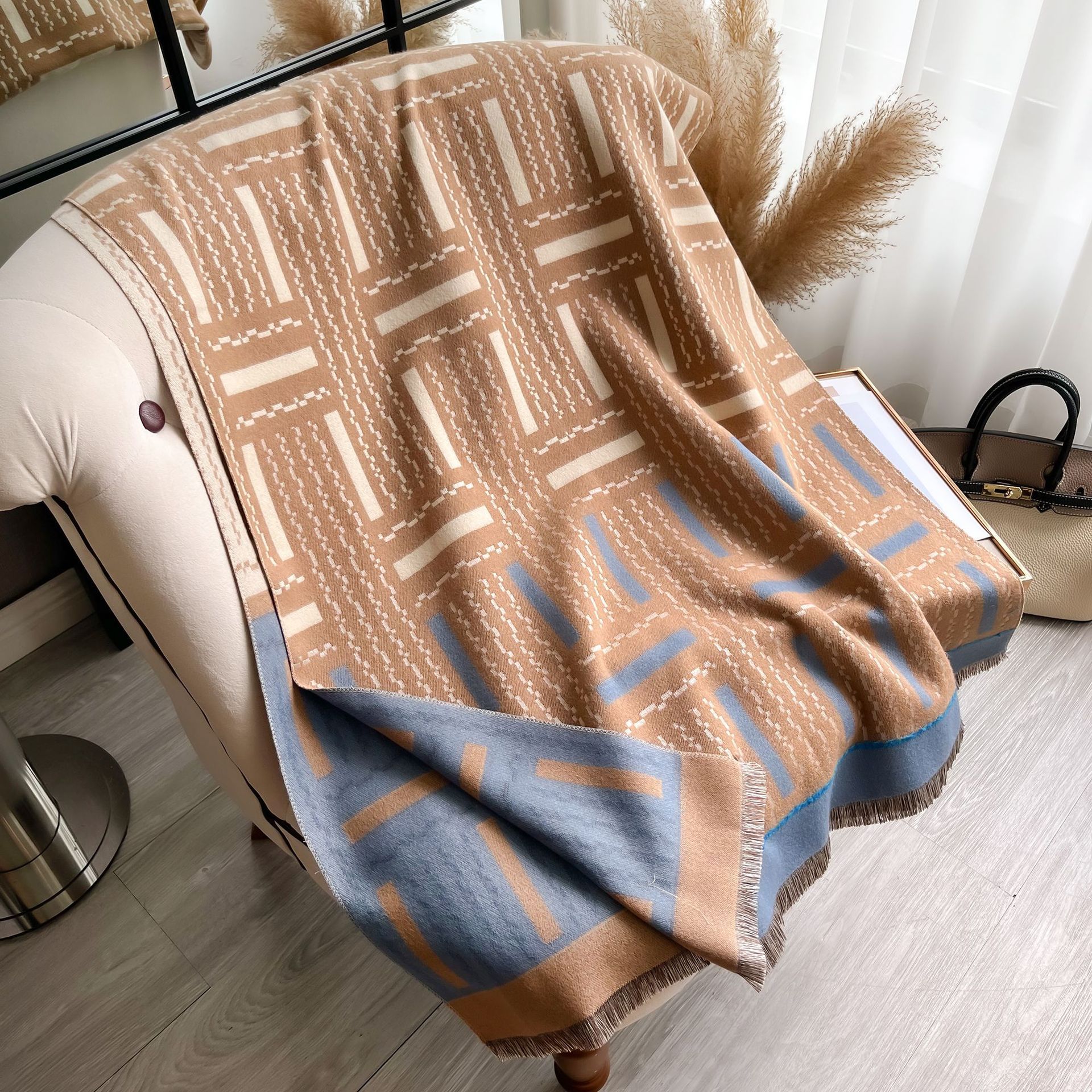 2024 nuevo bufandas jacquard de línea ondulada decoración corta para mujeres imitación de cashmere gruesa y cálida larga chal
