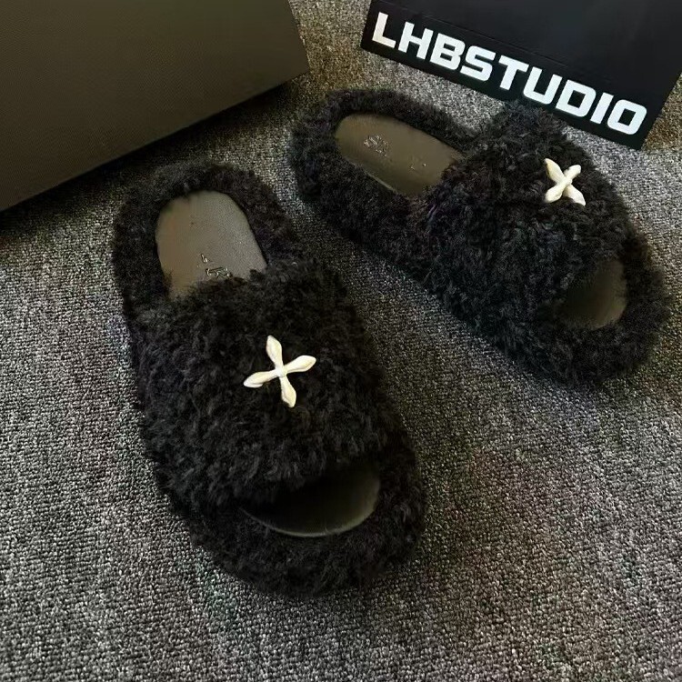 Cross-Border Sm Cross Badge Fk Slippers for Women's Summer Outer Wear, Comfortable Thick-Soled Slippers, Versatile Casual Furry Slippers Cross-Border Sm Cross Badge Fk Slippers for Women's Summer Outer Wear, Comfortable Thick-Soled Slippers, Versatile Casual Furry Slippers