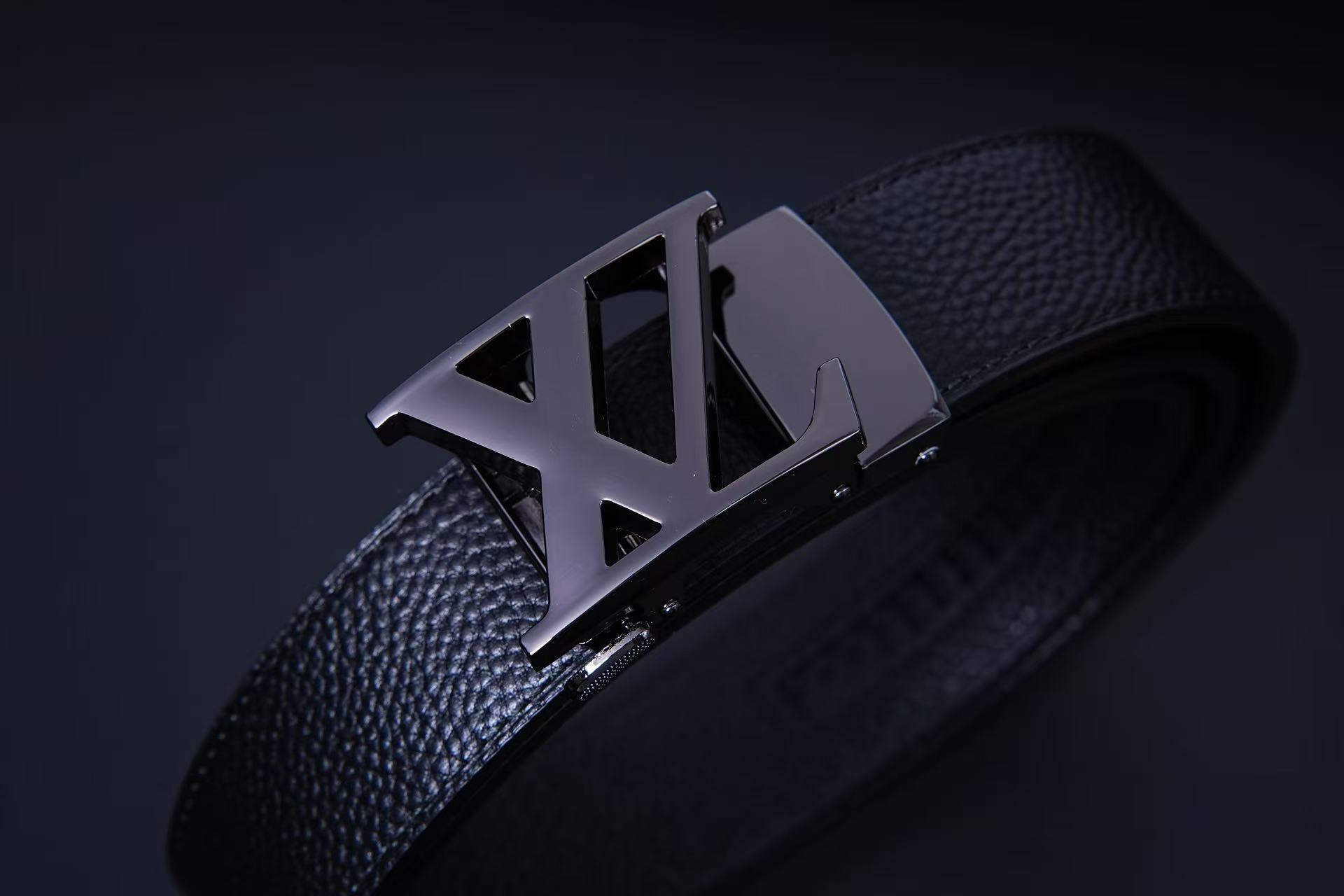 Gun v automatic buckle / 100cm