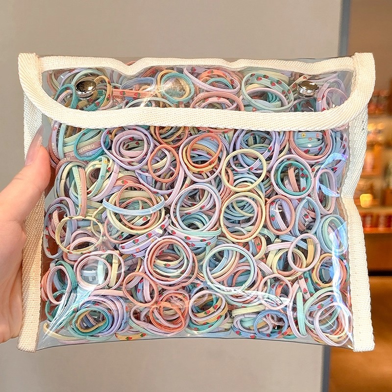 El volumen de cabello del bebé es pequeño, la cuerda para la cabeza es linda, la banda elástica para el cabello de las niñas no daña la cuerda para el cabello