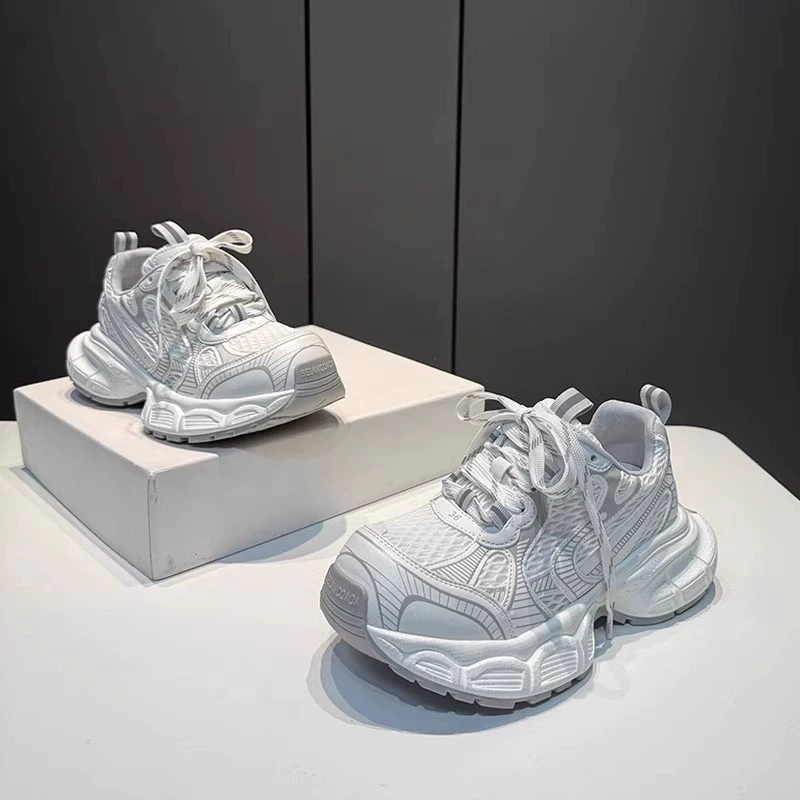 Женские туфли для папы в европейском стиле, лето 2021, новый стиль, удобная модная универсальная спортивная и повседневная обувь с дышащей сеткой на толстой подошве