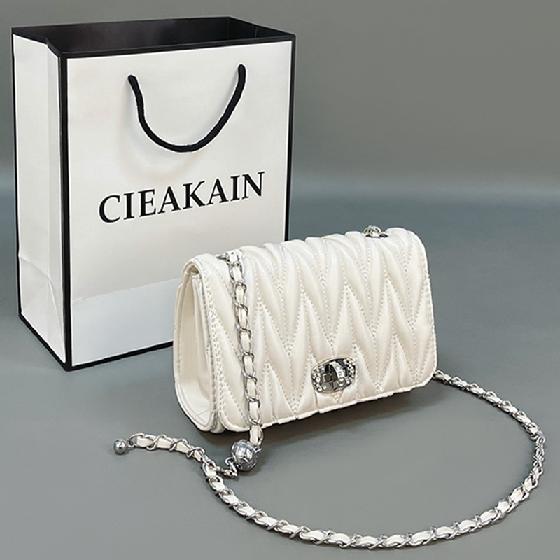 cieakain white bag 2022 New Fashion Women's bag this year's popular design sense of rhinestone chain small bag cieakain white bag 2022 New Fashion Women's bag this year's popular design sense of rhinestone chain small bag