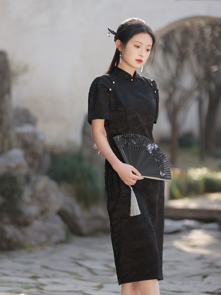 Fresh spring solid lightweight cheongsam