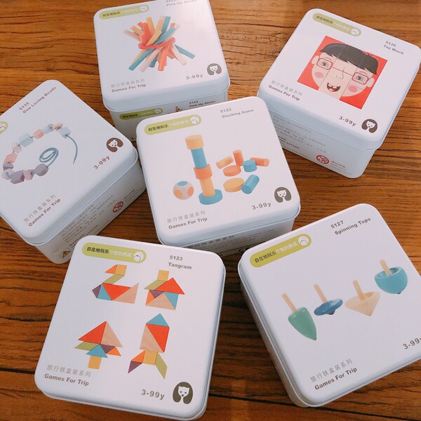 Children's tin box for traveling