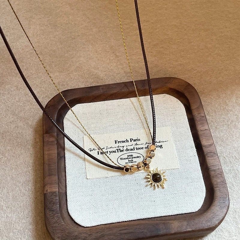 Collar minimalista a capas para mujer cadena delicada de lujo_voghion.com