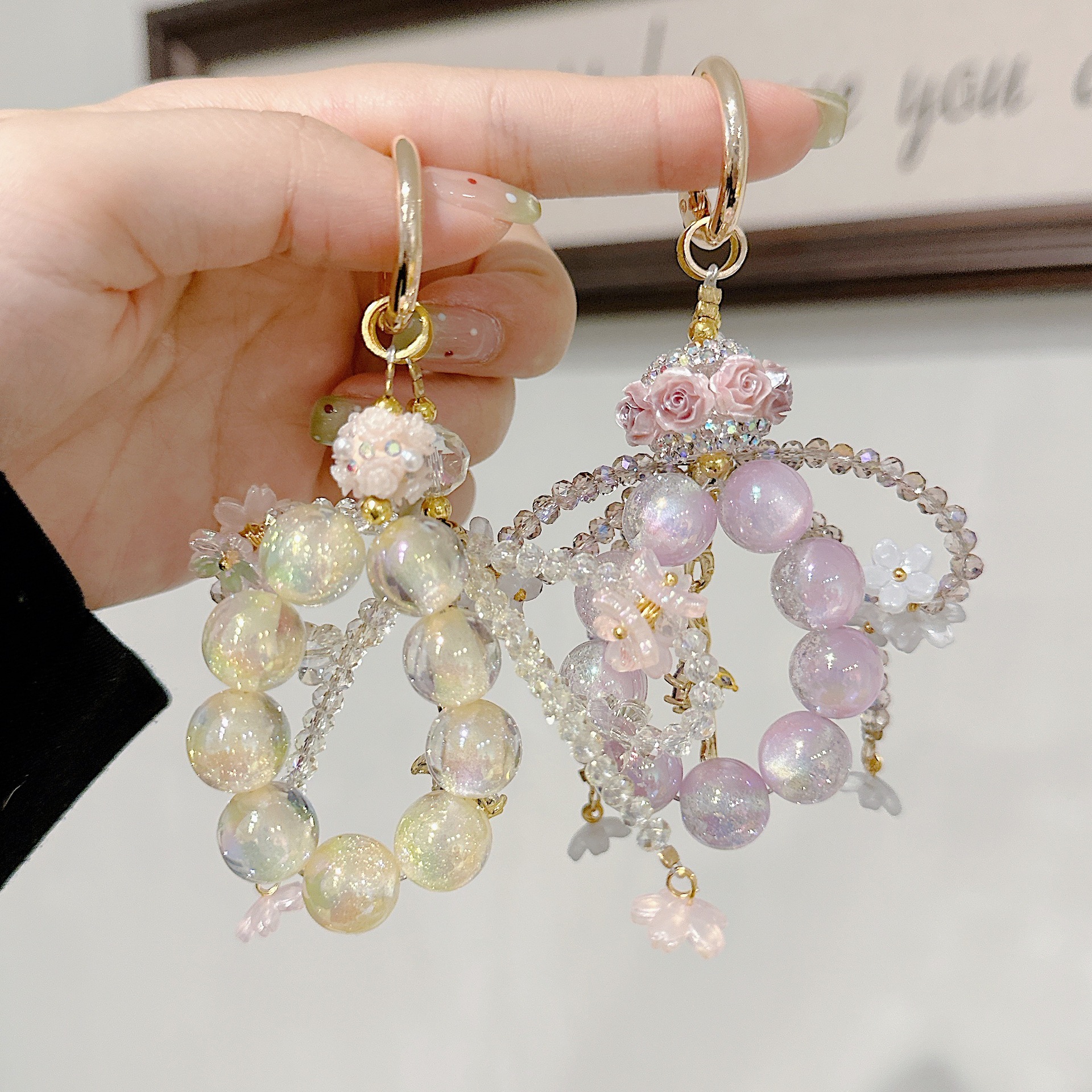 Cadena de colgar para teléfono móvil de alta gama hecha a mano boutique, cadena de colgar para niña de ballet, cordón para teléfono móvil de moda, cadena/colgante corto