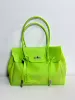 Apple, green