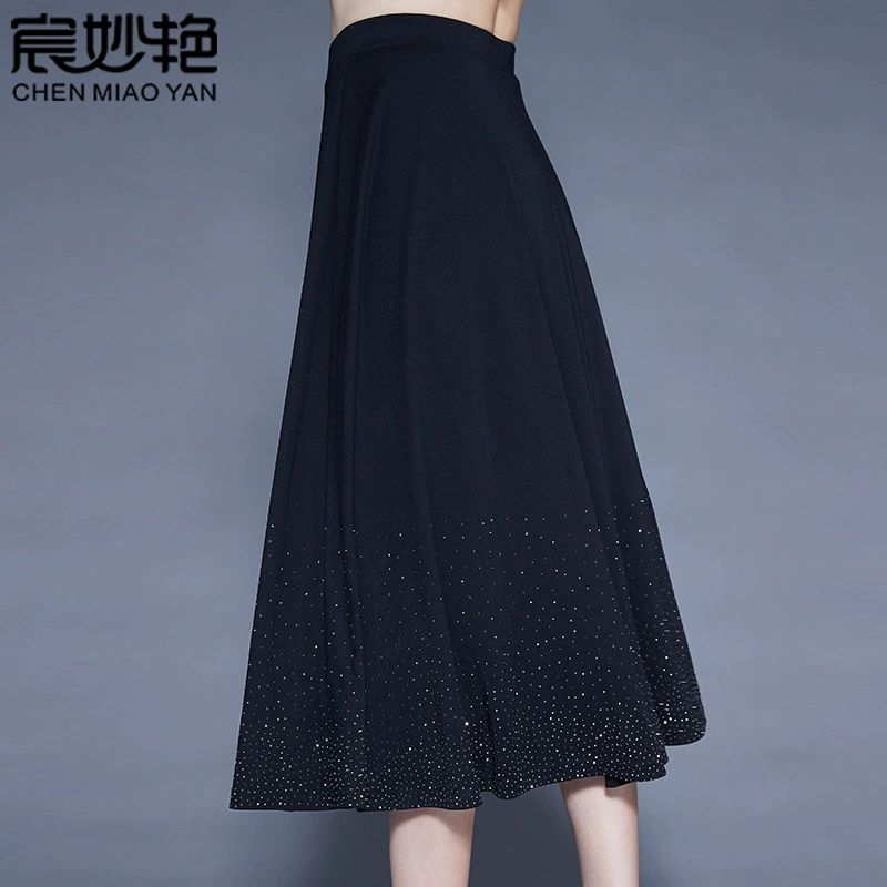 宸妙艳 Summer fashionable long skirt, for middle age, mid-length, wholesale