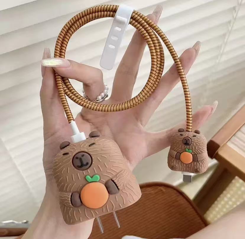 2023 nuevo cargador de dibujos animados cubierta protectora adecuada para Apple carga rápida cabeza 18/20W estándar europeo estándar americano aplicable