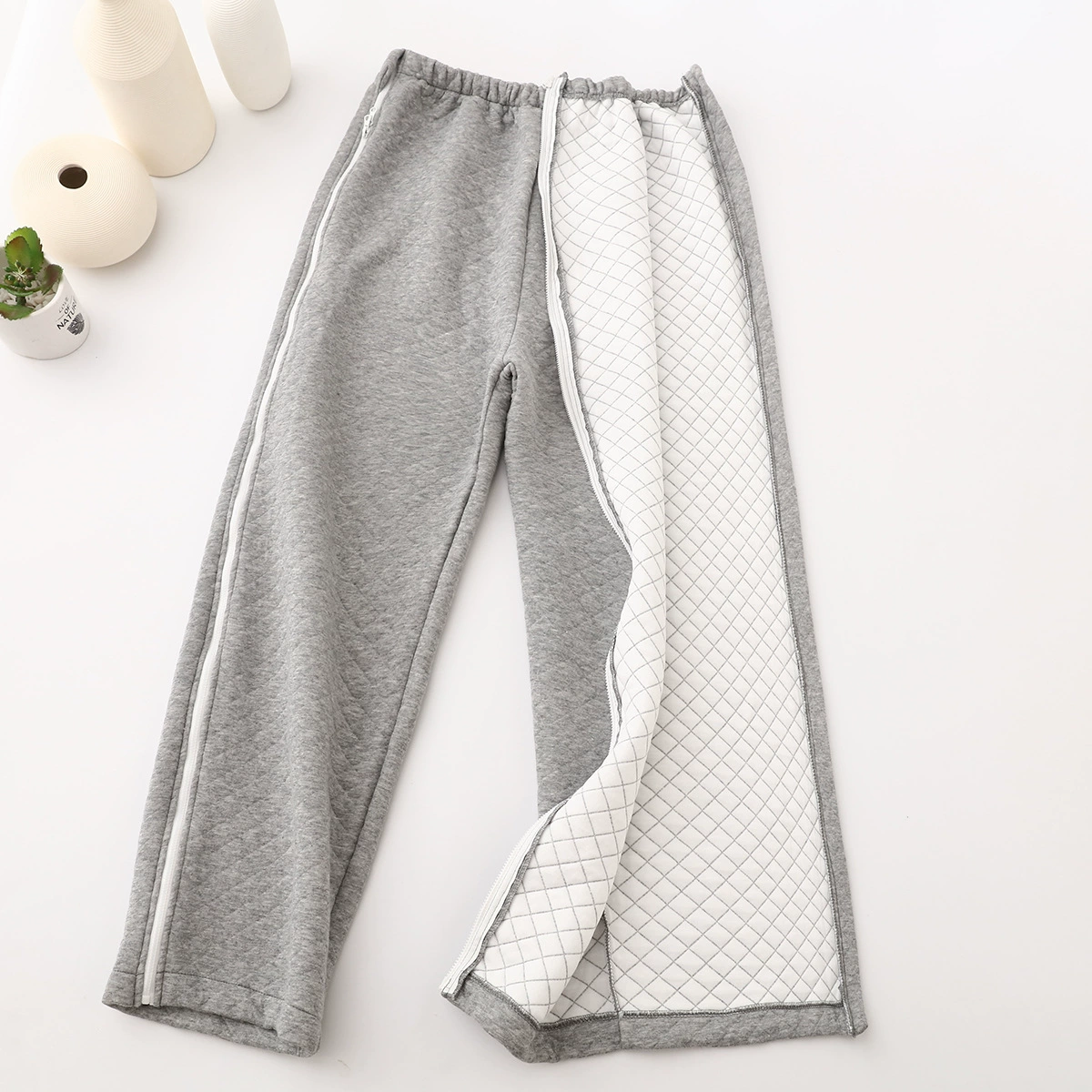 Тепло и легко надевать одежду для ухода за больными