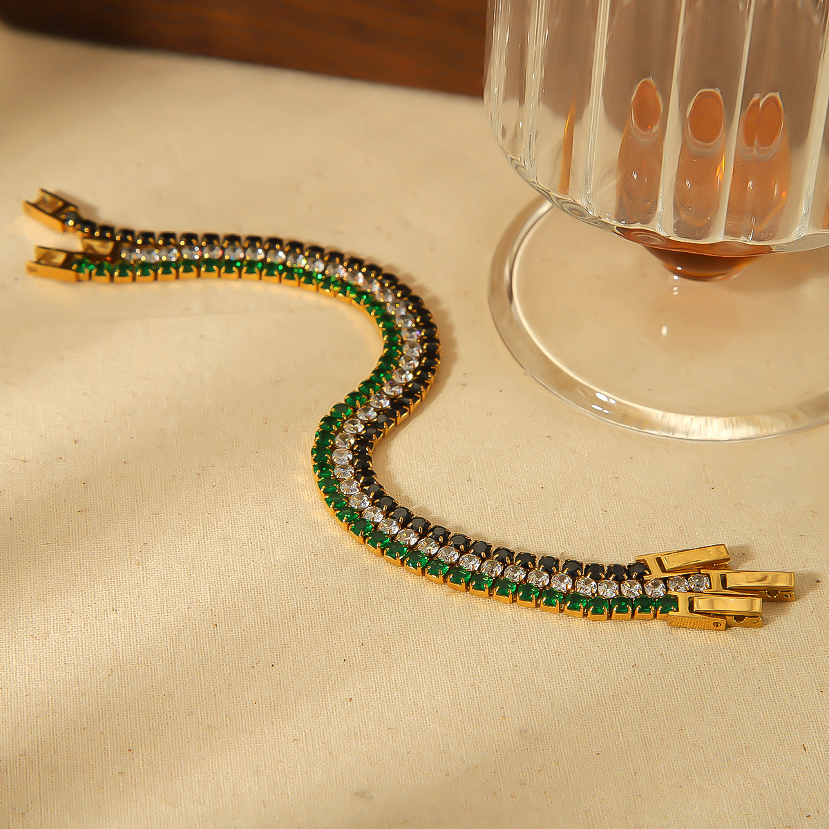 fashionable elegant bracelet stainless steel