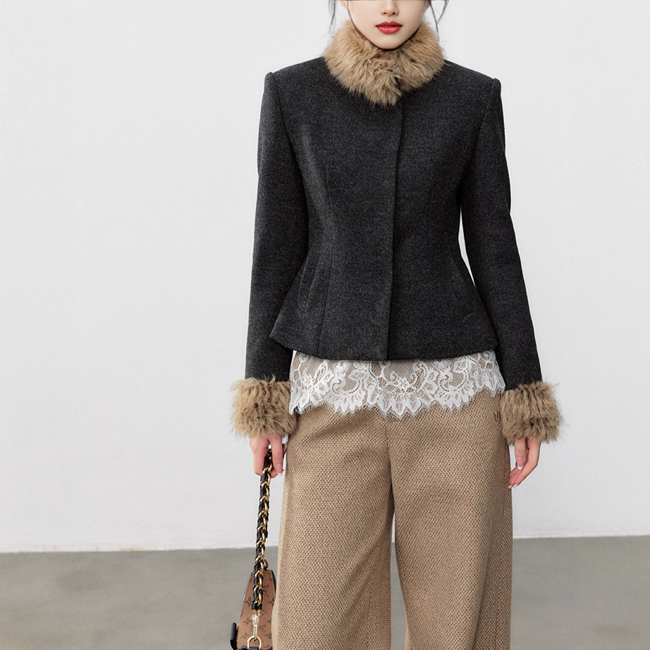 Yuzhi Tweed Style Detachable Fur Collar Woolen Jacket with Waist Slimming Look Design and Short Elegant Top