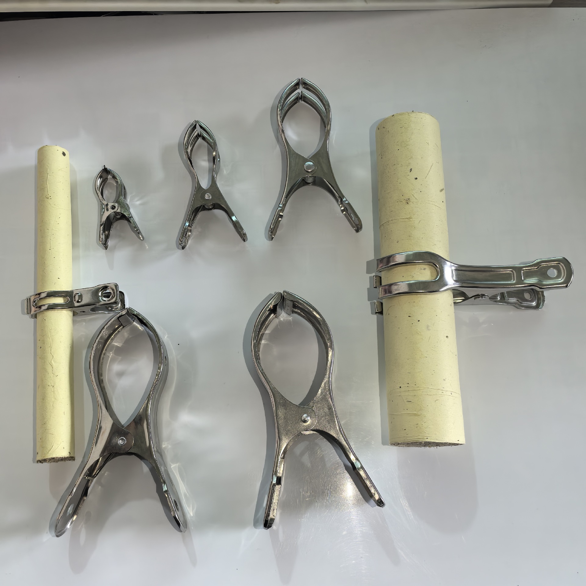 Stainless Steel Moxa Clip Holder Stand Accessory for Handheld Moxibustion and Suspended Moxa Stick Use quality and texture